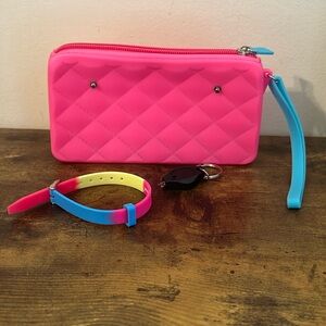 American Jewel Hot Fuchsia Pink Gummy Bag